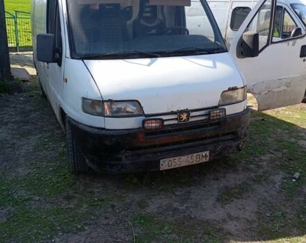 Белый Пежо Boxer, объемом двигателя 10 л и пробегом 215 тыс. км за 1300 $, фото 2 на Automoto.ua