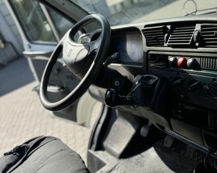 Белый Пежо Boxer, объемом двигателя 2.5 л и пробегом 438 тыс. км за 2500 $, фото 5 на Automoto.ua