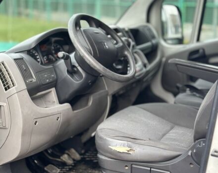 Белый Пежо Boxer, объемом двигателя 2.2 л и пробегом 400 тыс. км за 7000 $, фото 2 на Automoto.ua