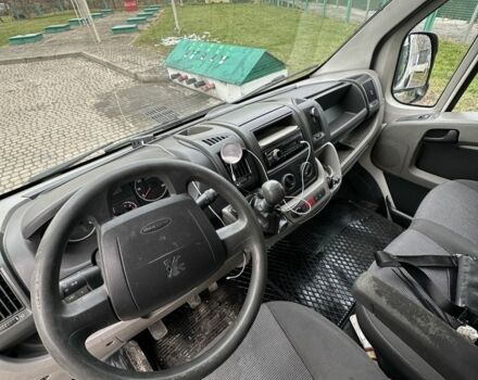 Белый Пежо Boxer, объемом двигателя 2.2 л и пробегом 400 тыс. км за 7000 $, фото 3 на Automoto.ua