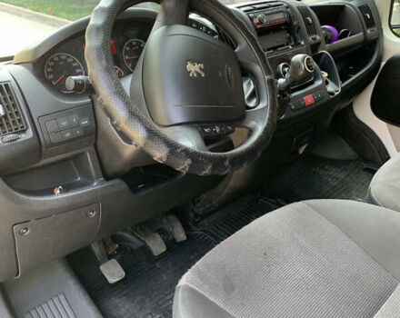 Белый Пежо Boxer, объемом двигателя 2.2 л и пробегом 370 тыс. км за 9900 $, фото 15 на Automoto.ua