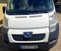 Белый Пежо Boxer, объемом двигателя 2.2 л и пробегом 256 тыс. км за 10800 $, фото 1 на Automoto.ua
