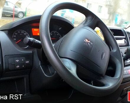 Белый Пежо Boxer, объемом двигателя 2.2 л и пробегом 186 тыс. км за 10500 $, фото 5 на Automoto.ua