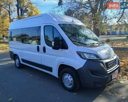 Белый Пежо Boxer, объемом двигателя 2.2 л и пробегом 280 тыс. км за 16700 $, фото 5 на Automoto.ua