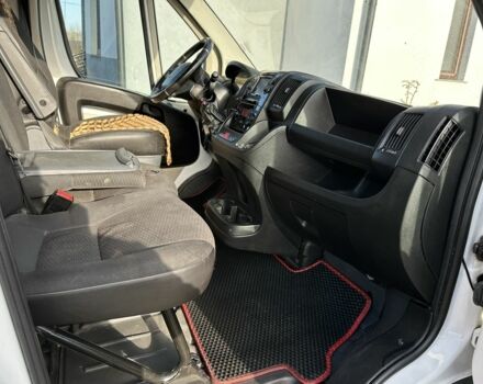 Білий Пежо Boxer, об'ємом двигуна 2 л та пробігом 600 тис. км за 11500 $, фото 10 на Automoto.ua