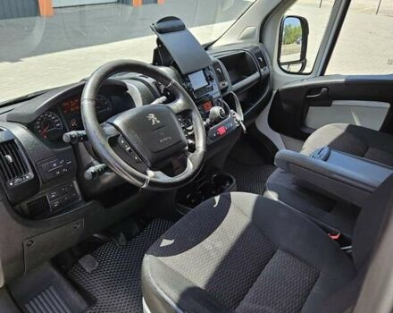 Білий Пежо Boxer, об'ємом двигуна 2 л та пробігом 295 тис. км за 13700 $, фото 4 на Automoto.ua