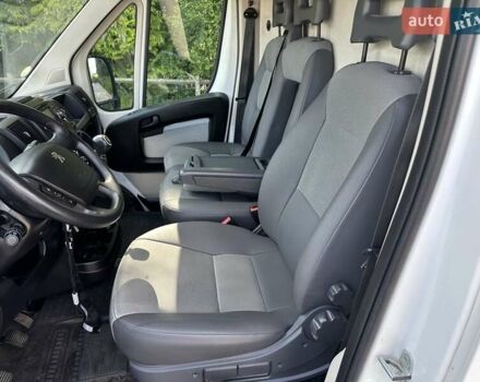 Белый Пежо Boxer, объемом двигателя 2 л и пробегом 174 тыс. км за 12950 $, фото 7 на Automoto.ua