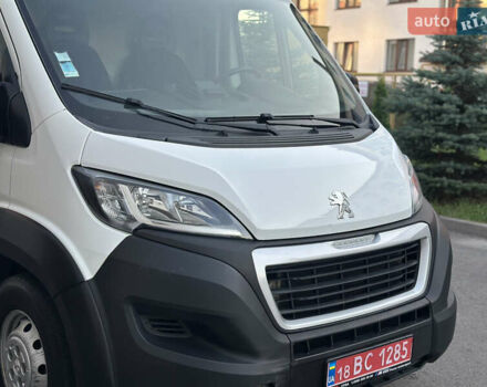 Белый Пежо Boxer, объемом двигателя 2 л и пробегом 261 тыс. км за 13200 $, фото 4 на Automoto.ua