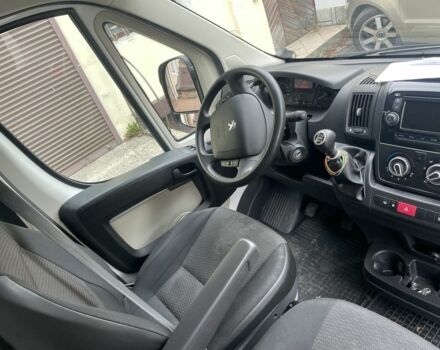 Белый Пежо Boxer, объемом двигателя 2 л и пробегом 250 тыс. км за 14000 $, фото 3 на Automoto.ua