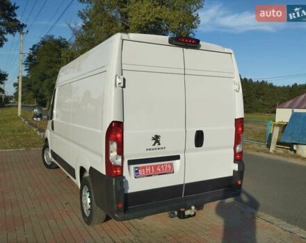 Білий Пежо Boxer, об'ємом двигуна 2.2 л та пробігом 107 тис. км за 15900 $, фото 4 на Automoto.ua