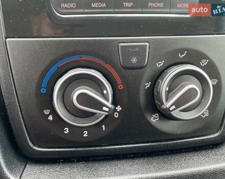 Белый Пежо Boxer, объемом двигателя 2.2 л и пробегом 175 тыс. км за 14950 $, фото 36 на Automoto.ua