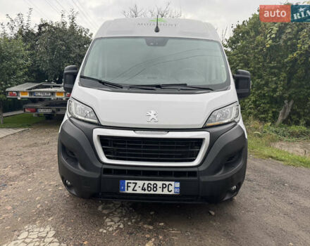 Белый Пежо Boxer, объемом двигателя 2.2 л и пробегом 220 тыс. км за 15899 $, фото 1 на Automoto.ua