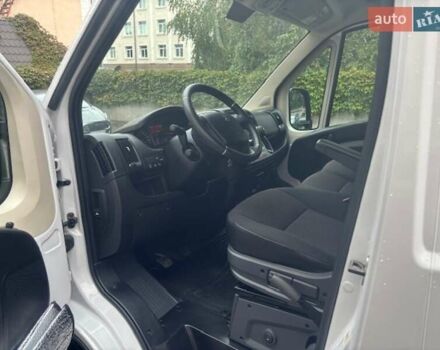Белый Пежо Boxer, объемом двигателя 2.2 л и пробегом 10 тыс. км за 28000 $, фото 4 на Automoto.ua