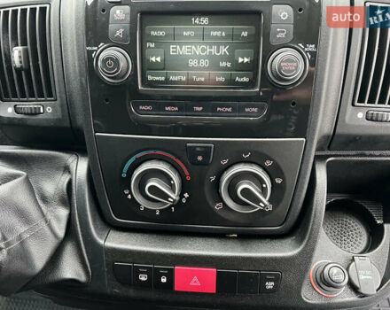 Белый Пежо Boxer, объемом двигателя 2 л и пробегом 312 тыс. км за 15000 $, фото 26 на Automoto.ua