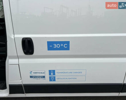 Белый Пежо Boxer, объемом двигателя 2 л и пробегом 312 тыс. км за 15000 $, фото 10 на Automoto.ua