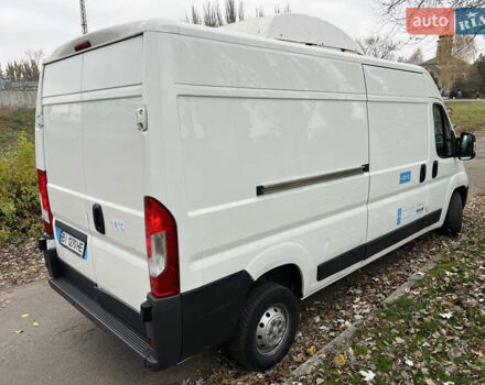 Белый Пежо Boxer, объемом двигателя 2 л и пробегом 312 тыс. км за 15000 $, фото 2 на Automoto.ua
