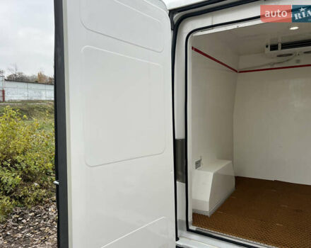 Белый Пежо Boxer, объемом двигателя 2 л и пробегом 312 тыс. км за 15000 $, фото 17 на Automoto.ua