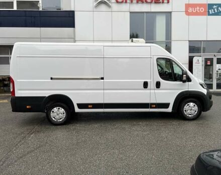 Белый Пежо Boxer, объемом двигателя 2 л и пробегом 1 тыс. км за 35000 $, фото 11 на Automoto.ua