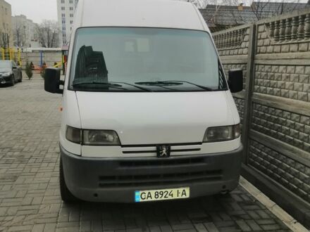 Білий Пежо Boxer, об'ємом двигуна 2.4 л та пробігом 272 тис. км за 2600 $, фото 1 на Automoto.ua
