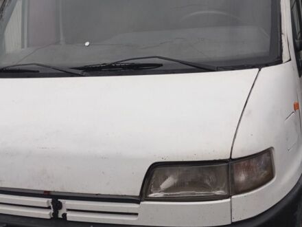 Белый Пежо Boxer, объемом двигателя 2.4 л и пробегом 185 тыс. км за 1500 $, фото 1 на Automoto.ua