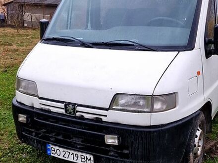 Белый Пежо Boxer, объемом двигателя 2.4 л и пробегом 0 тыс. км за 2300 $, фото 1 на Automoto.ua
