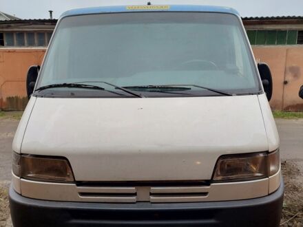 Білий Пежо Boxer, об'ємом двигуна 1.9 л та пробігом 300 тис. км за 1500 $, фото 1 на Automoto.ua