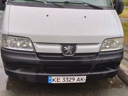 Пежо Boxer 2003 в Киеве на Automoto.ua Белый Пежо Boxer, объемом двигателя 2.8 л и пробегом 340 тыс. км за 4800 $, фото 1 на Automoto.ua