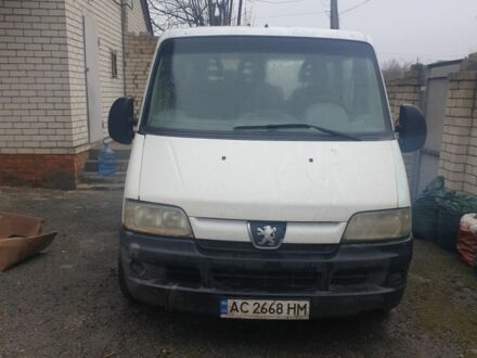 Белый Пежо Boxer, объемом двигателя 2.2 л и пробегом 65 тыс. км за 3200 $, фото 1 на Automoto.ua