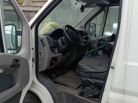Пежо Boxer 2008 у Києві на Automoto.ua Білий Пежо Boxer, об'ємом двигуна 0 л та пробігом 500 тис. км за 3000 $, фото 1 на Automoto.ua
