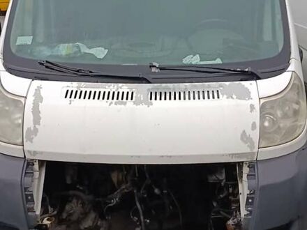 Белый Пежо Boxer, объемом двигателя 2.2 л и пробегом 400 тыс. км за 3200 $, фото 1 на Automoto.ua