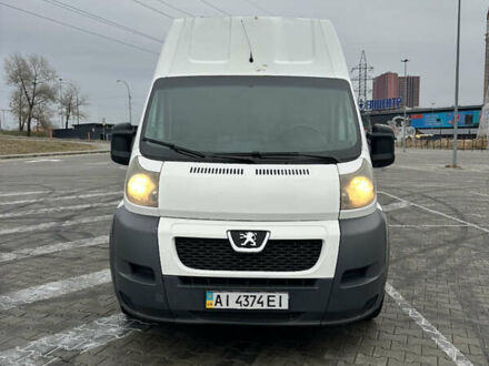Белый Пежо Boxer, объемом двигателя 0 л и пробегом 282 тыс. км за 10000 $, фото 1 на Automoto.ua