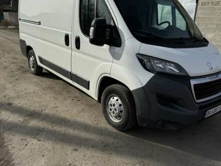 Пежо Boxer 2014 в Костополе на Automoto.ua Белый Пежо Boxer, объемом двигателя 2.3 л и пробегом 331 тыс. км за 11999 $, фото 1 на Automoto.ua