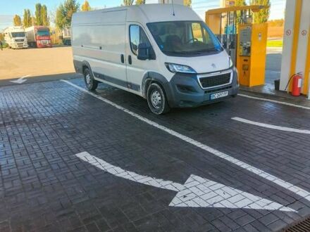 Белый Пежо Boxer, объемом двигателя 2.2 л и пробегом 310 тыс. км за 15000 $, фото 1 на Automoto.ua