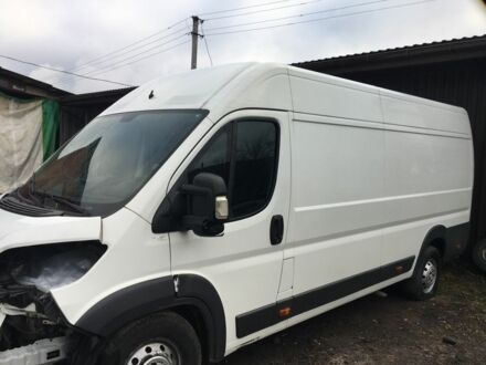 Белый Пежо Boxer, объемом двигателя 2 л и пробегом 325 тыс. км за 10200 $, фото 1 на Automoto.ua