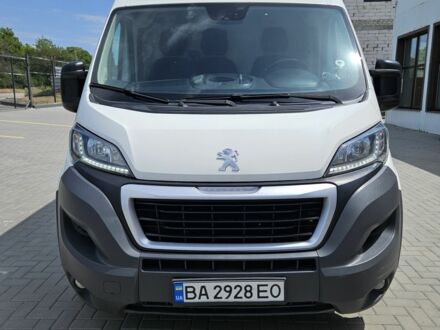 Белый Пежо Boxer, объемом двигателя 2 л и пробегом 295 тыс. км за 13700 $, фото 1 на Automoto.ua