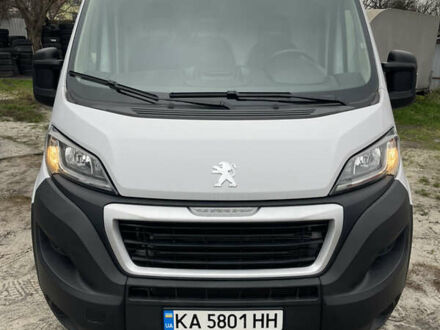 Белый Пежо Boxer, объемом двигателя 2.2 л и пробегом 9 тыс. км за 34000 $, фото 1 на Automoto.ua