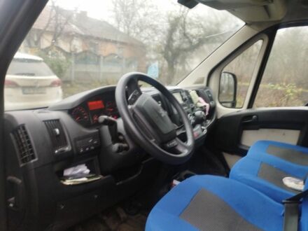 Чорний Пежо Boxer, об'ємом двигуна 2 л та пробігом 100 тис. км за 12900 $, фото 1 на Automoto.ua