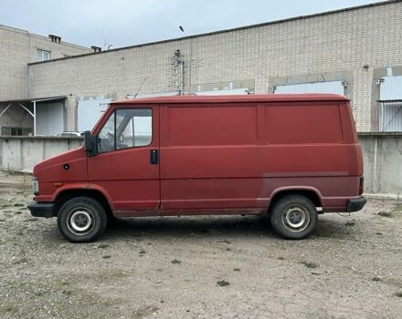 Красный Пежо Boxer, объемом двигателя 2.5 л и пробегом 580 тыс. км за 1500 $, фото 1 на Automoto.ua