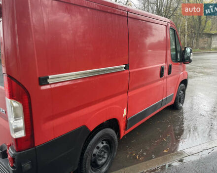 Красный Пежо Boxer, объемом двигателя 2.2 л и пробегом 310 тыс. км за 6700 $, фото 3 на Automoto.ua