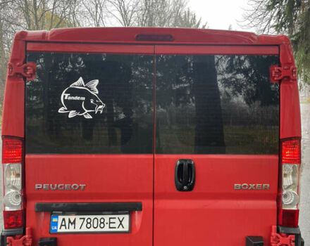 Красный Пежо Boxer, объемом двигателя 2.2 л и пробегом 310 тыс. км за 6700 $, фото 4 на Automoto.ua