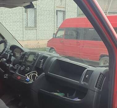 Красный Пежо Boxer, объемом двигателя 2 л и пробегом 388 тыс. км за 12450 $, фото 3 на Automoto.ua