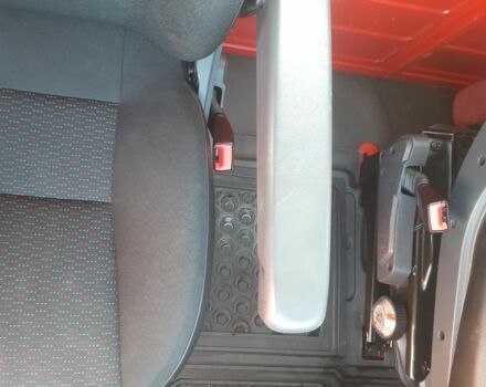 Красный Пежо Boxer, объемом двигателя 2 л и пробегом 155 тыс. км за 18000 $, фото 13 на Automoto.ua