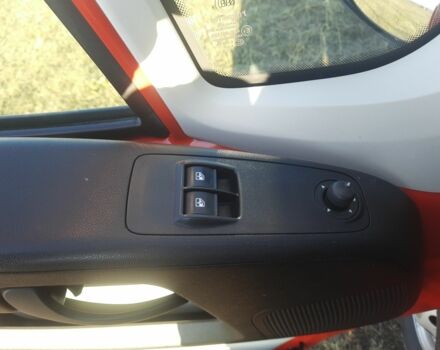 Красный Пежо Boxer, объемом двигателя 2 л и пробегом 155 тыс. км за 18000 $, фото 16 на Automoto.ua