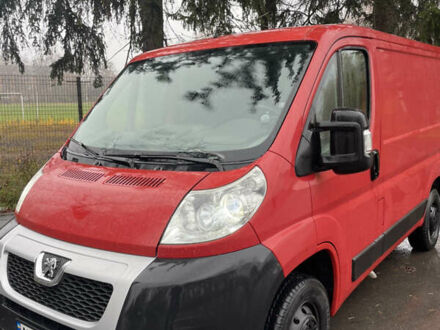 Червоний Пежо Boxer, об'ємом двигуна 2.2 л та пробігом 310 тис. км за 6700 $, фото 1 на Automoto.ua