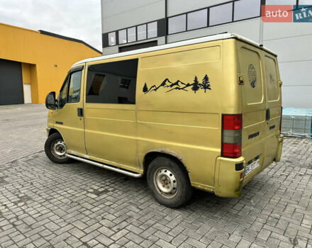 Желтый Пежо Boxer, объемом двигателя 2.5 л и пробегом 420 тыс. км за 2500 $, фото 3 на Automoto.ua