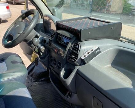 Желтый Пежо Boxer, объемом двигателя 2.8 л и пробегом 300 тыс. км за 4523 $, фото 3 на Automoto.ua