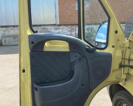 Желтый Пежо Boxer, объемом двигателя 2.8 л и пробегом 300 тыс. км за 4523 $, фото 7 на Automoto.ua