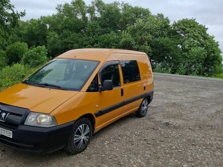 Жовтий Пежо Boxer, об'ємом двигуна 1.87 л та пробігом 330 тис. км за 3700 $, фото 1 на Automoto.ua