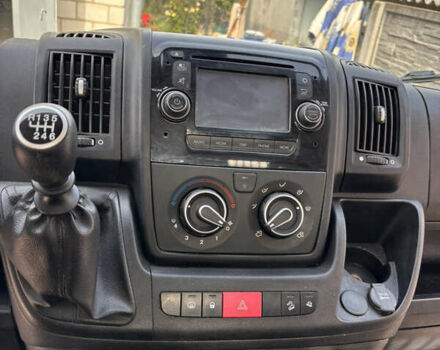 Серый Пежо Boxer, объемом двигателя 2.2 л и пробегом 90 тыс. км за 15000 $, фото 14 на Automoto.ua