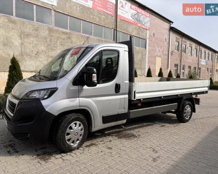 Серый Пежо Boxer, объемом двигателя 2.2 л и пробегом 90 тыс. км за 15000 $, фото 2 на Automoto.ua